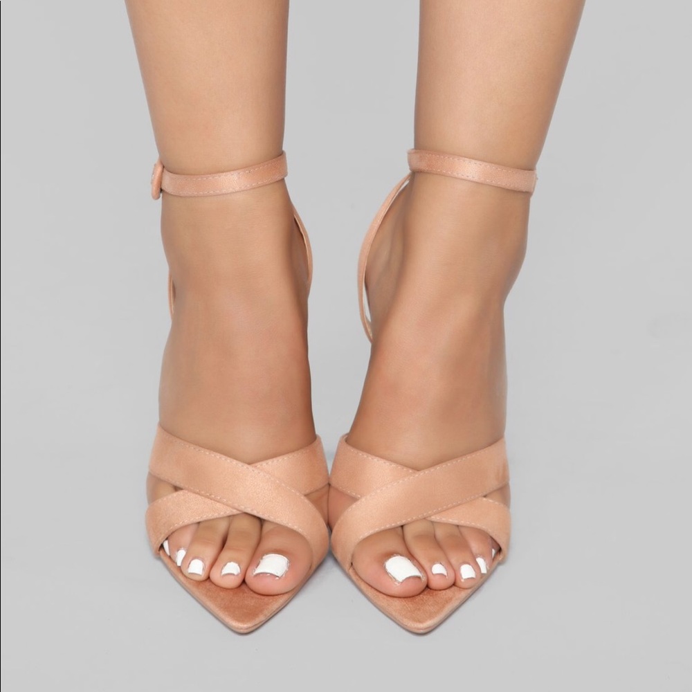 BRAND NEW! Pointed Toe Beige Heel